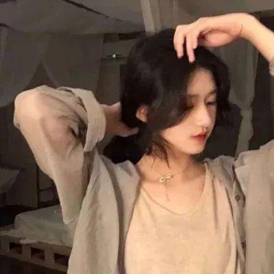 深锁春光一院愁